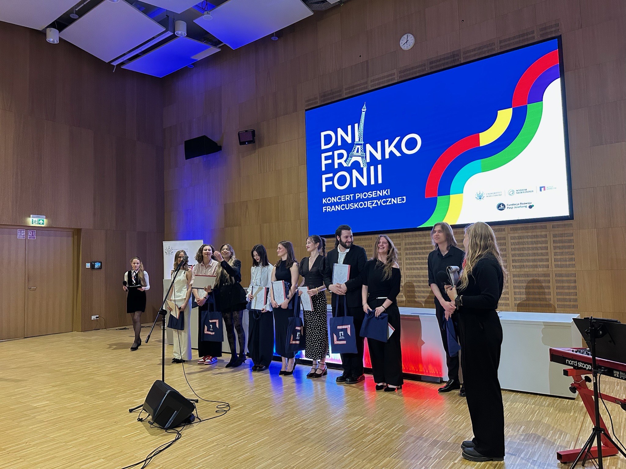 Read more about the article Muzyczna podróż przez serce Frankofonii