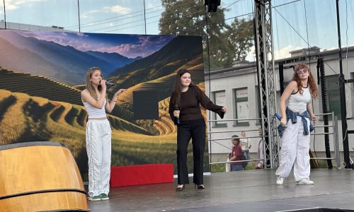 Muzyka łączy kultury: JoséSong na Bakalarskiej!
